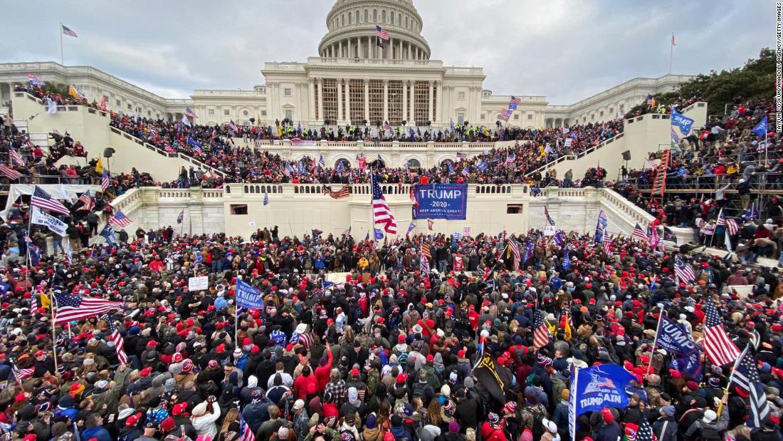 Photo of a large crowd of people in Washington D.C. Jan. 06 2021 I wish this image depicted Constitution Party members!